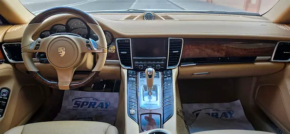 2011 Porsche PANAMERA — миниатюра 14