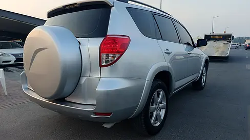 صورة 6 لـ 2008 Toyota RAV 4
