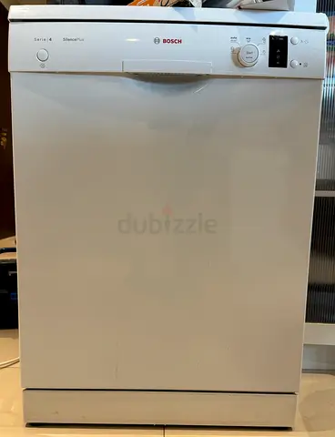 Bosch Dishwasher!! Almost New !!