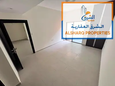 A very special opportunity to live in a brand new apartment with modern finishes and a luxurious building entrance, with built-in wardrobes and a free