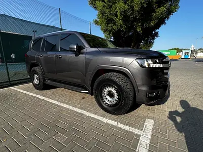 Toyota Land Cruiser 300 GXR | 2022 | GCC | Full Al-Futtaim History | 44,000 KM | Warranty