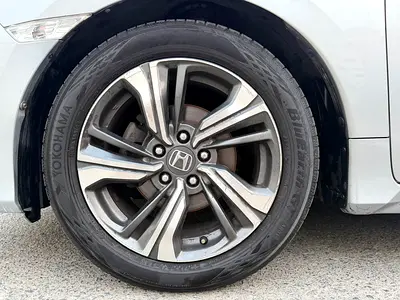 2020 Honda CIVIC — фото 11