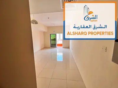 سكن عائلي - اكبر مساحات - بلكونه - ستور - غاز مركزي - تكيف مركزي - سهله المخرج للشارقه ودبي