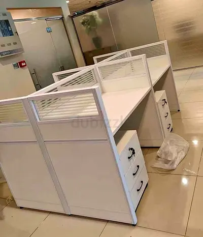Four Seatr Workstation New For Sale
