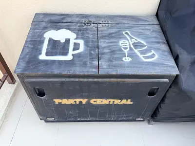 Ice box for free