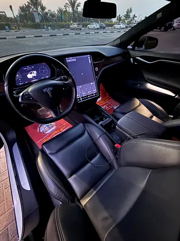 2021 Tesla MODEL S — фото 9