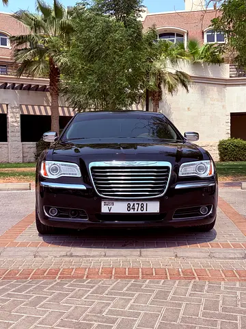 Chrysler 300C Platinum 2013 | GCC Specs | All original Paint l Top Option | Pristine Condition