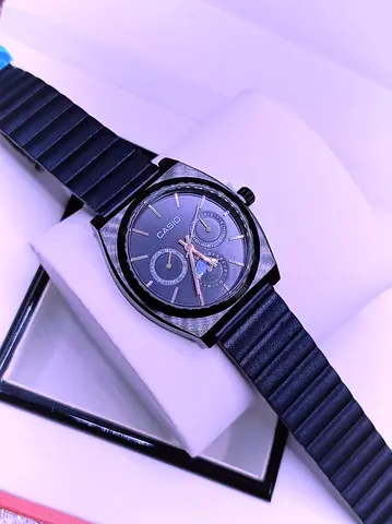 Casio men's black chronograph watch - good condition