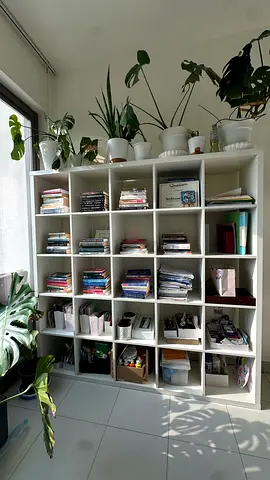 IKEA KALLAX 5x5 White Shelving Unit - Good Used Condition