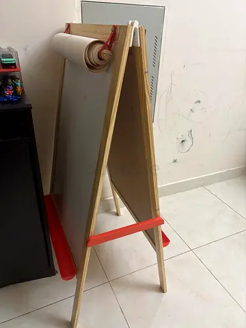 Kids Double-Sided Art Easel with Paper Roll and Chalk/Whiteboard