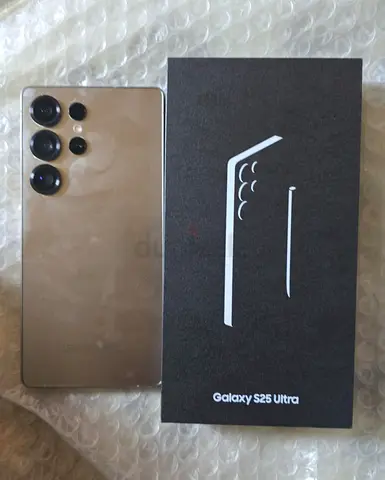 Samsung Galaxy S25 Ultra - Gold, Unlocked, Excellent Condition with Box brand new tdra version