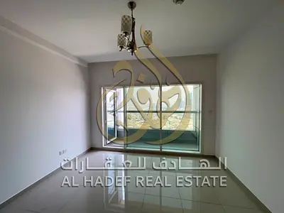 غرفتين وصالة للإيجار السنوي في الخان الشارقة جميع الغرف ماستر غرفة خادمة ماستر بلكونة خزائن بالحائط وباركينج مجاني السعر 60000 درهم والدفع على 4 دفعات