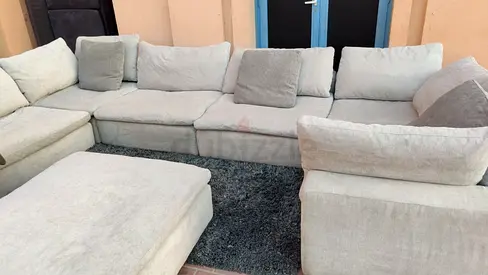Selling high-quality Pan home pianca feather 🪶 filled Sofa without footstool
