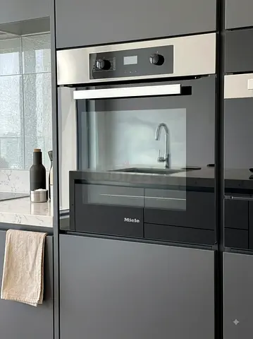 Miele Series 6 Built-in Oven 60cm – Excellent Condition | Premium German Quality