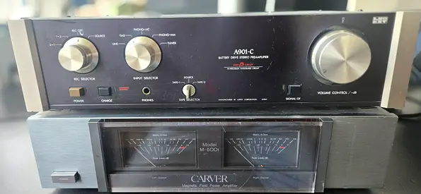 Carver M-500t power amp