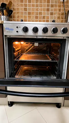 Super General 4-Burner Gas Cooker with Oven – Good Condition