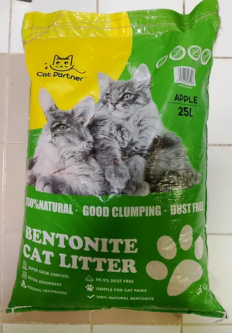 25L Bentonite Cat Litter (Apple Scent) - Good Clumping, Dust Free