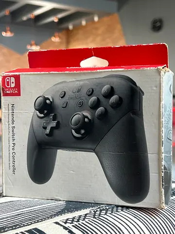 Nintendo Switch Pro Controller