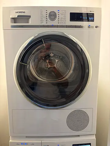 Siemens iq700 9kg Condenser Washer Dryer (Wi-Fi)