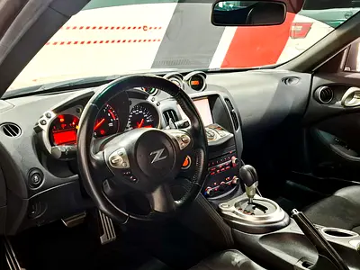 2014 Nissan 370Z — фото 11