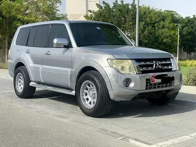 Mitsubishi Pajero GLS 2012 | Japanese Specs | Well Maintained SUV