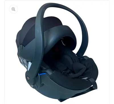 Yoyo car seat infant by Besafe, black