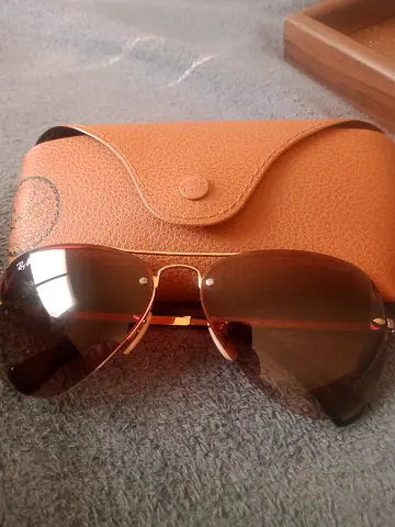 Ray-Ban Aviator sunglasses with case - brown gradient lenses