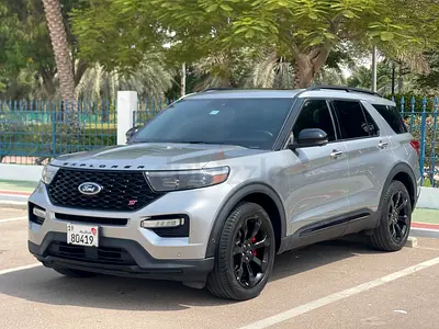Single owner, Dealer maintained l Under warranty GCC l 50,000 KM l FORD EXPLORER ST