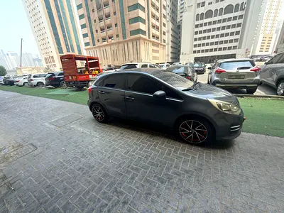 2017 KIA RIO 照片 2