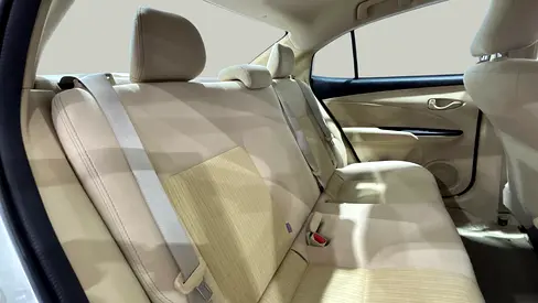 صورة مصغرة 9 لـ 2022 Toyota YARIS