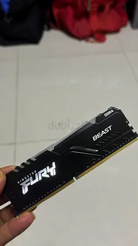 DDR4 BEAST / KINGSTON FURY (16GB x 2 RAM)