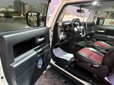 2015 Toyota FJ CRUISER photo 15