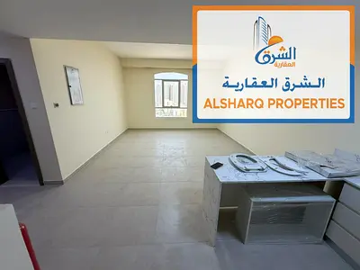 شقة غرفتين وصالة للإيجار السنوي – كورنيش عجمان | أول ساكن فرصة مميزة للسكن في بناية جديدة على أول صف من كورنيش عجمان، بجوار دوار السفينة وامتداد شارع