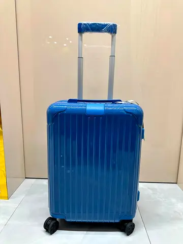 Luxury cabin luggage