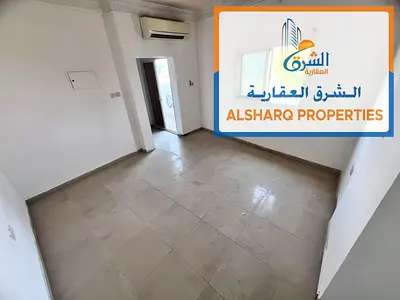 استديو مميز بلكونه مطبخ منفصل _ فقط ب 17,000 درهم سنوياً _ موقع حيوي قريب الخدمات ومحطات الباص _ سهل المخرج الي دبي والشارقه