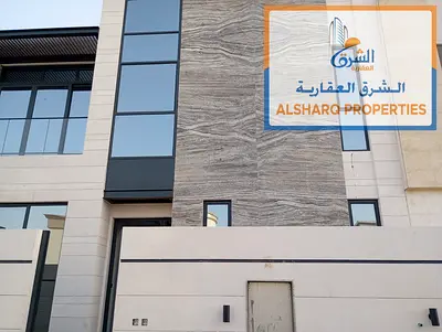 brand_new_villa_4_master_bedrooms_spacious_living_majlis_outdoor_seating_water_feature_large_parking_panoramic_view_near_Dubai_Hoshi