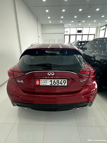 2019 Infiniti Q30 — миниатюра 5