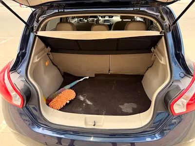 2015 Nissan TIIDA 照片 7