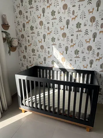 Solid wooden baby crib in dark grey — good condition and beby changing station with 3 drawers