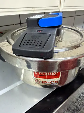 Prestige Stainless Steel Pressure Cooker with Locking Lid (Used)