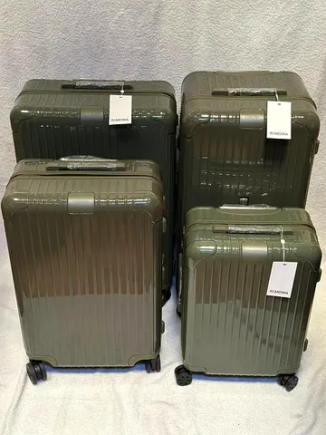 Rimowa Essential green full set
