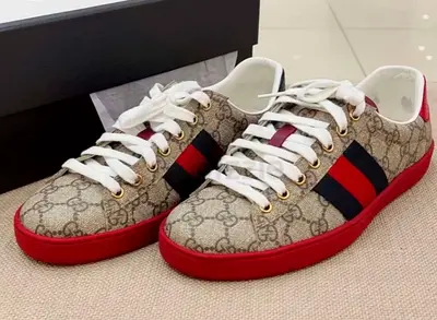 GUCCI PRE-LOVED O Ace GG supreme sneakers Size 40,5