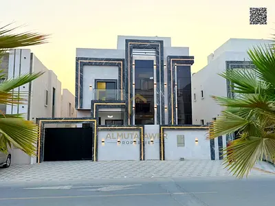 Luxury villa for sale in a prime strategic location, very close to all services and main roads, wit