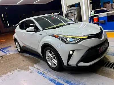 2022 Toyota C-HR — фото 8