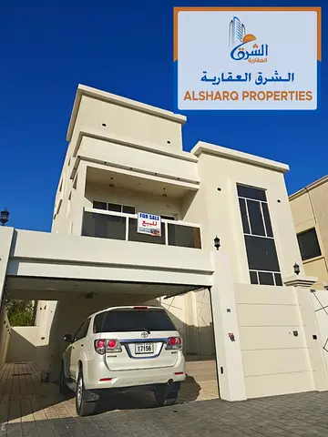 فيلا للايجار السنوي - العامرة عجمان جديدة أول ساكن الموقع: العامرة - عجمان مواصفات الفيلا:5 غرف ماستر كوالتي عالي صالة كبيرة ومجلس منفصل غرفة خادمة غر
