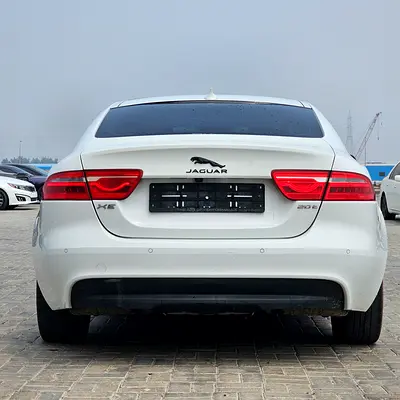 صورة 4 لـ 2016 Jaguar XE