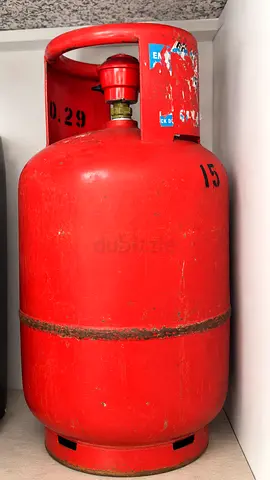 11 KG LPG Gas Cylinder (Buying Stove Along is Must)– Good Used Condition
