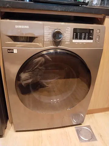 Samsung 8kg washer 6kg dryer latest model excellent condition