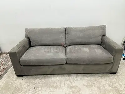 Excellent condition crate& barrel three seater sofa