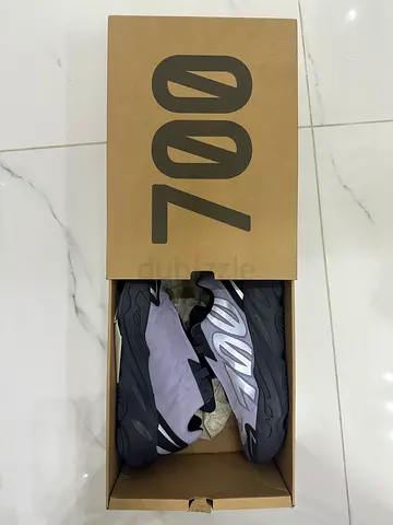 Yeezy Boost 700 V2 reflective sneakers - size 10.5 US available (boxed)